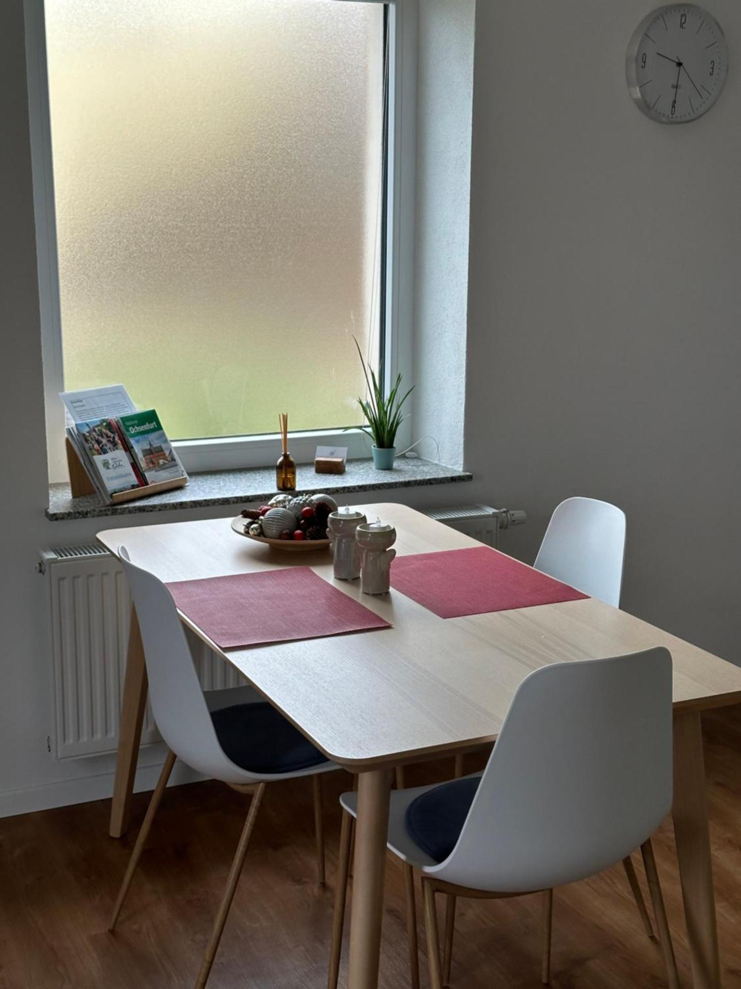 Ferienwohnung Um'S Eck Ochsenfurt Ngoại thất bức ảnh