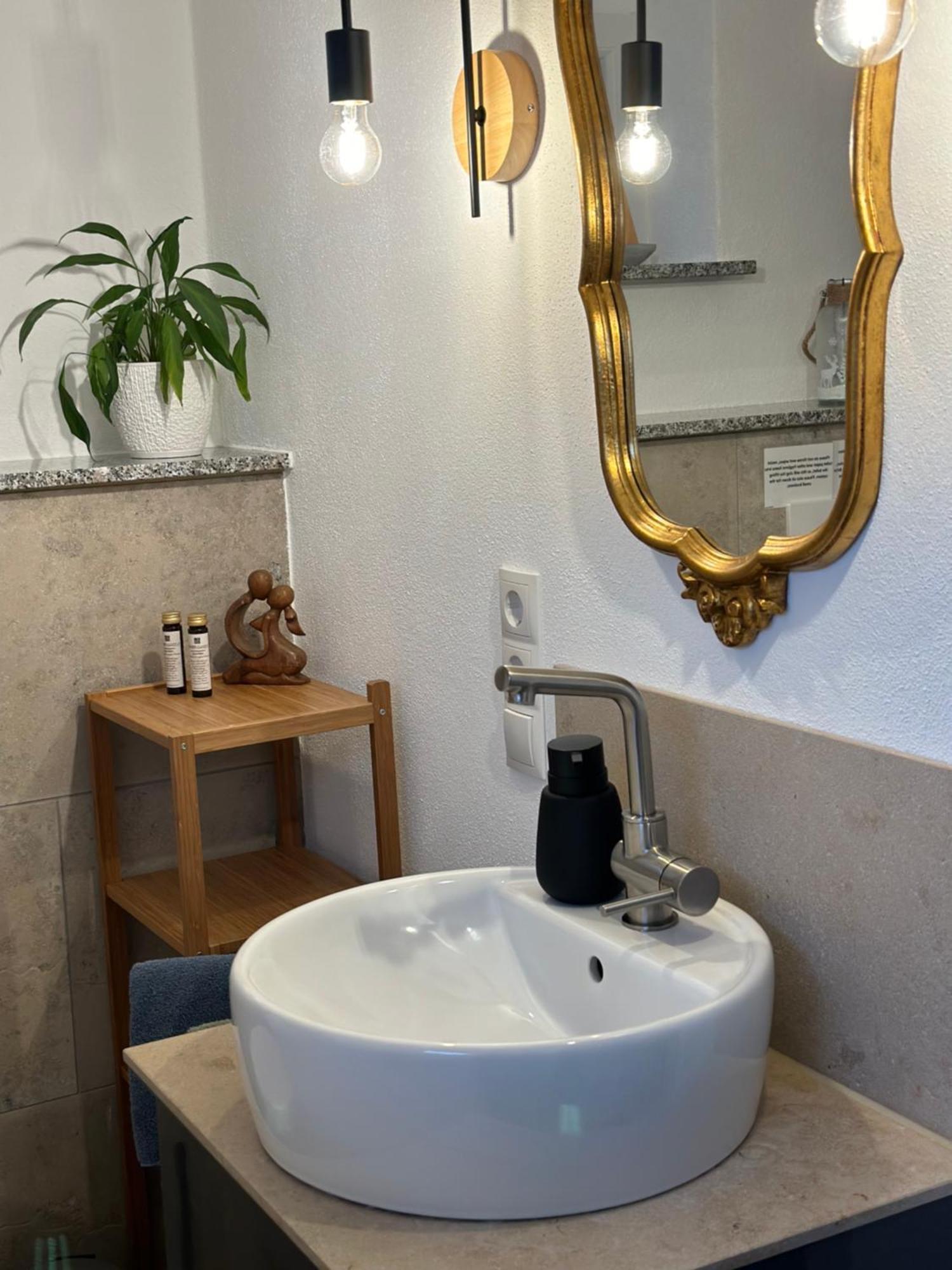 Ferienwohnung Um'S Eck Ochsenfurt Ngoại thất bức ảnh
