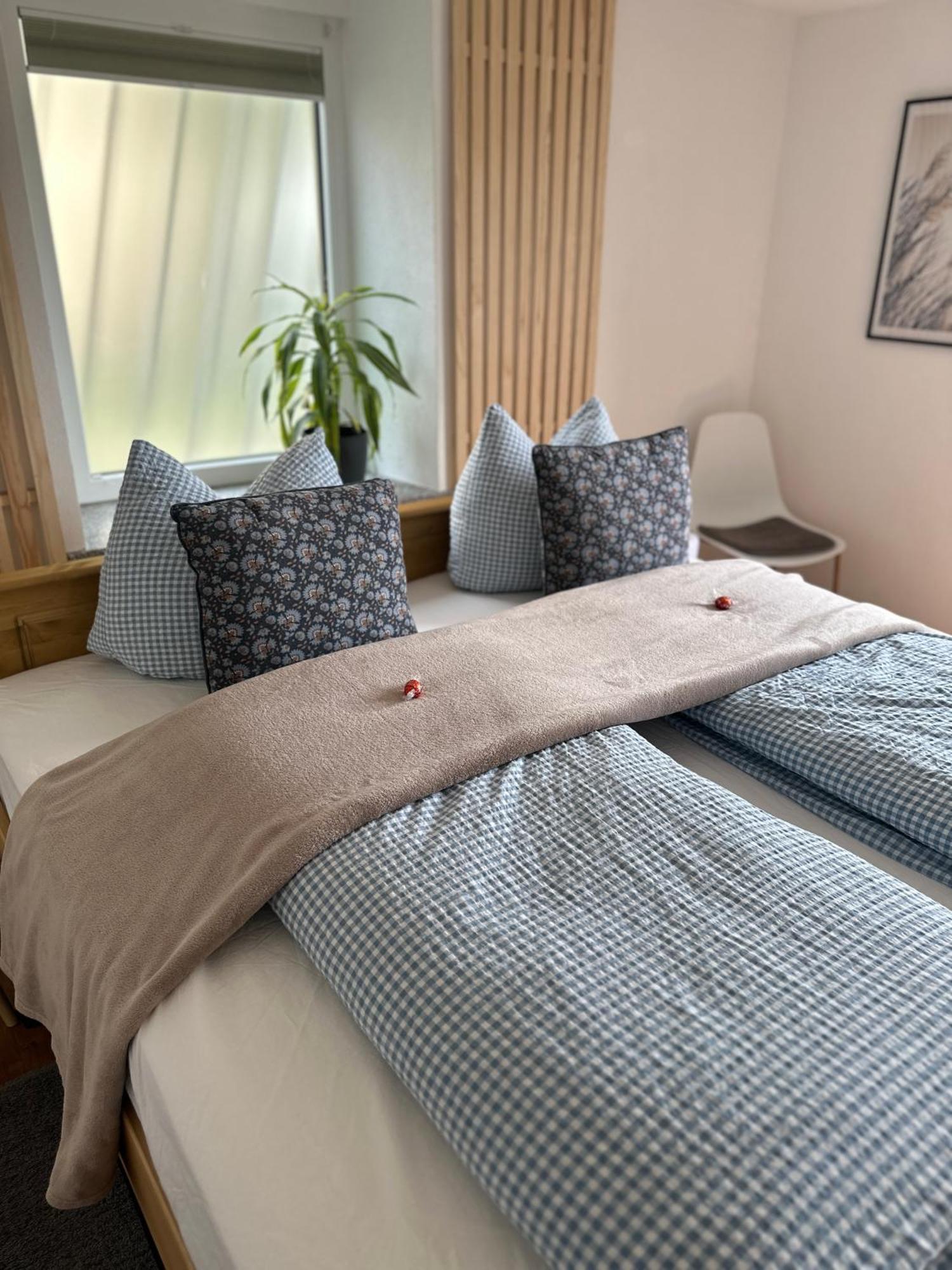 Ferienwohnung Um'S Eck Ochsenfurt Ngoại thất bức ảnh